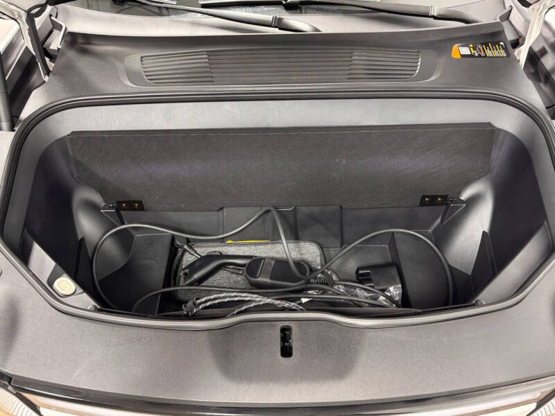 2022 Rivian R1T Adventure