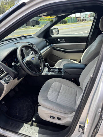 2018 Ford Explorer