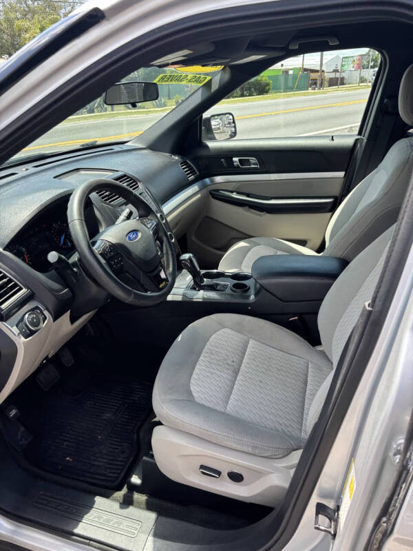 2018 Ford Explorer