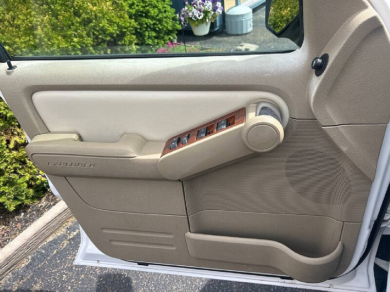2010 Ford Explorer Eddie Bauer