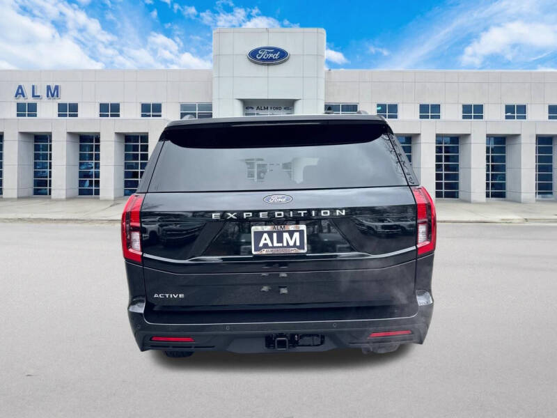 2026 Ford Expedition Active
