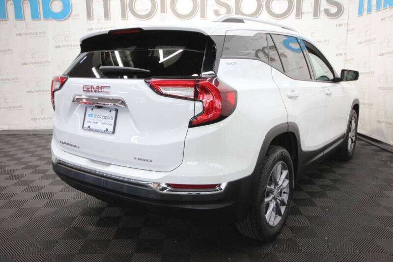 2023 GMC Terrain SLT