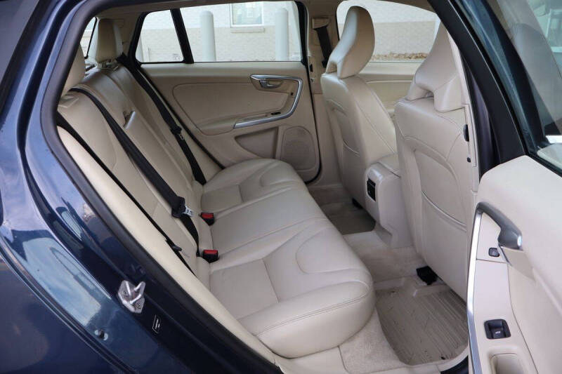 2015 Volvo V60 T5 Drive-E Premier