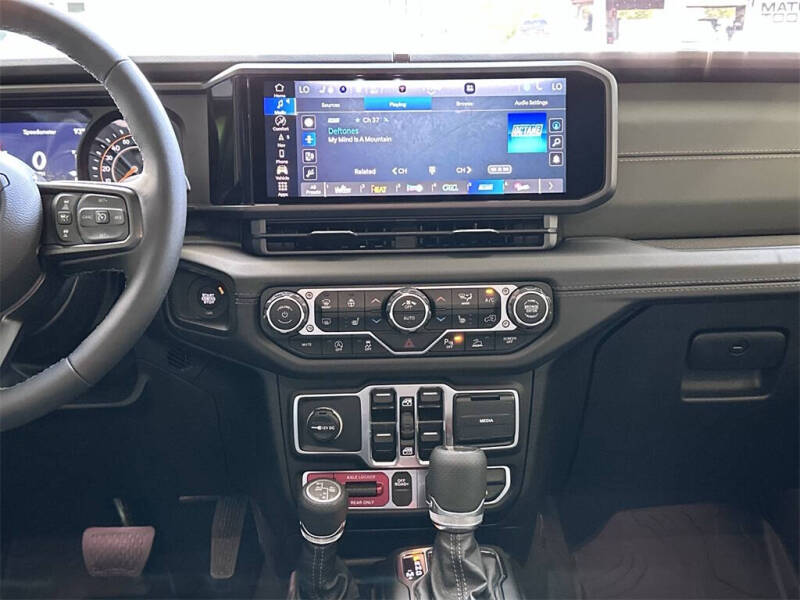 2025 Jeep Gladiator Mojave