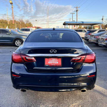 2018 Infiniti Q70 3.7 Luxe