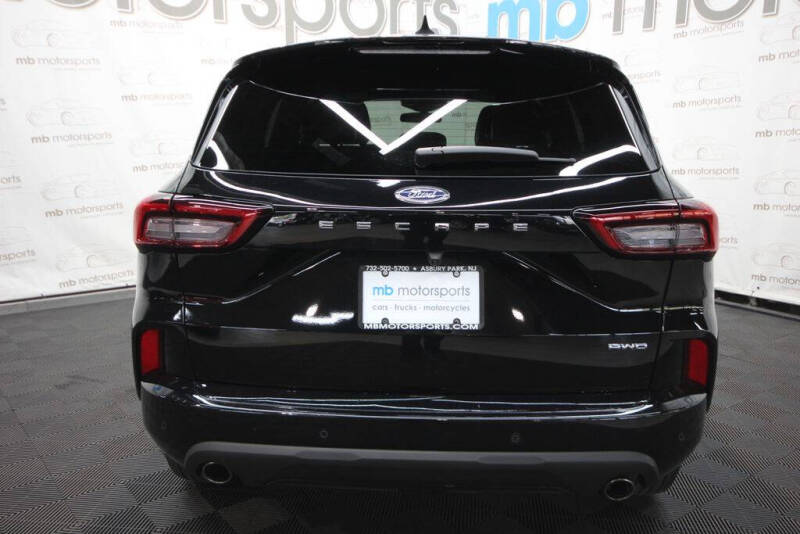 2023 Ford Escape ST-Line