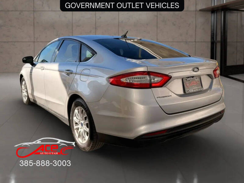 2016 Ford Fusion S