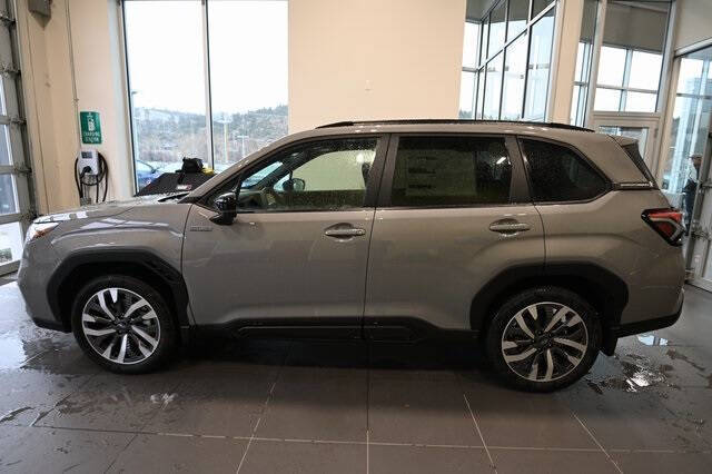 2025 Subaru Forester Touring Hybrid