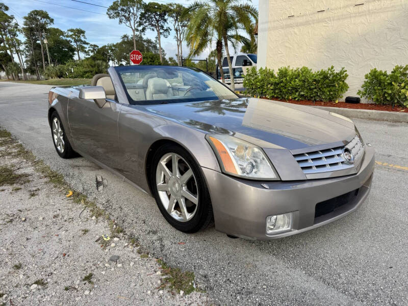2005 Cadillac XLR