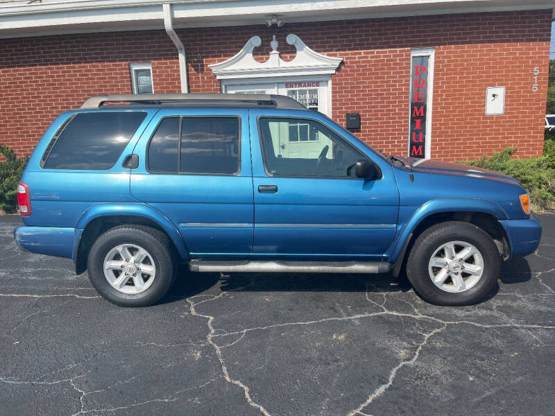 2003 Nissan Pathfinder for sale at Premium Auto Sales in Fuquay Varina NC