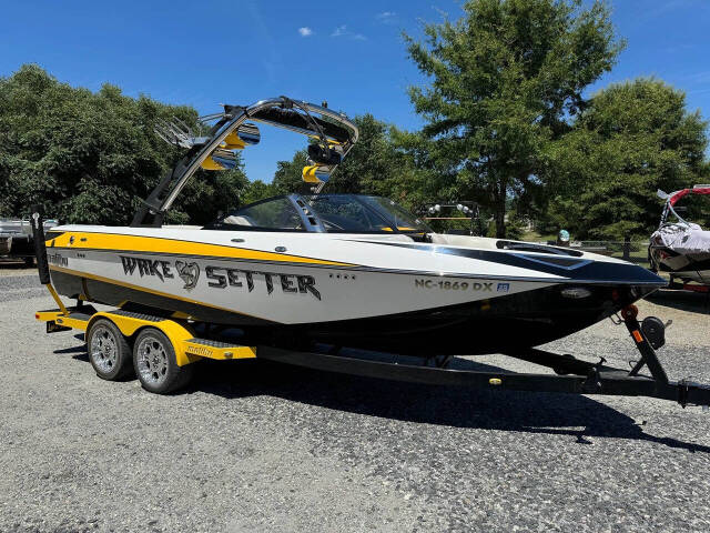 2012 Malibu Boats 23 LSV for sale at Carolina Autoplex LLC in Pilot Mountain, NC