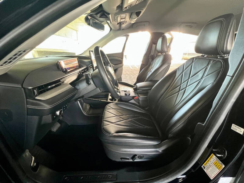 2022 Ford Mustang Mach-E Select