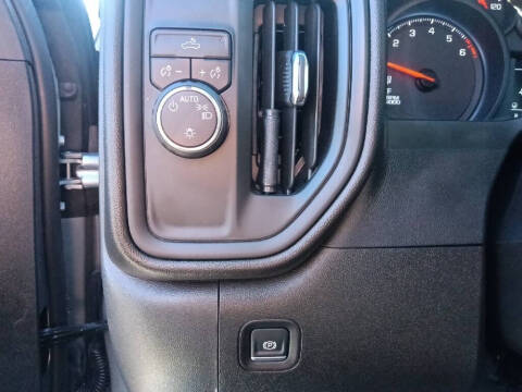 2024 Chevrolet Silverado 1500 Custom