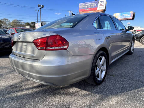 2012 Volkswagen Passat SE PZEV