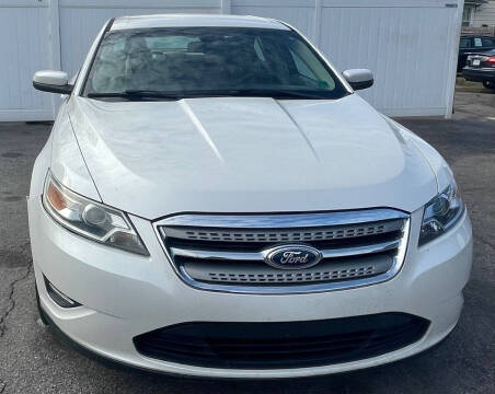 2011 Ford Taurus SEL