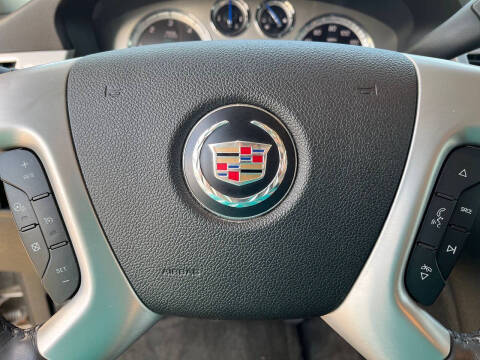 2010 Cadillac Escalade Luxury