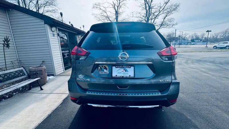 2017 Nissan Rogue SL