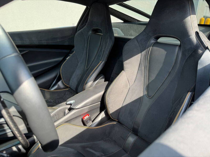 2021 McLaren 720S Performance
