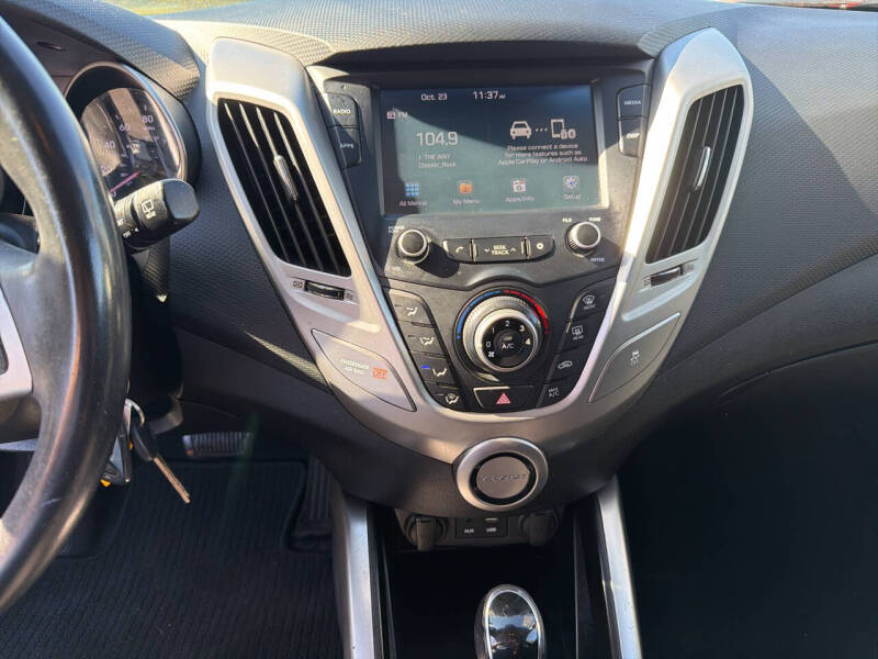 2017 Hyundai Veloster