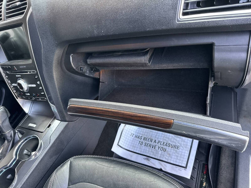 2017 Ford Explorer Limited