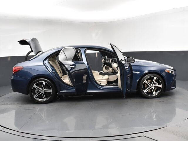 2022 Mercedes-Benz A-Class A 220 4MATIC