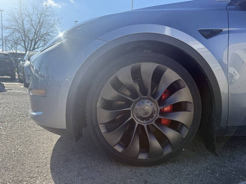 2024 Tesla Model Y Performance