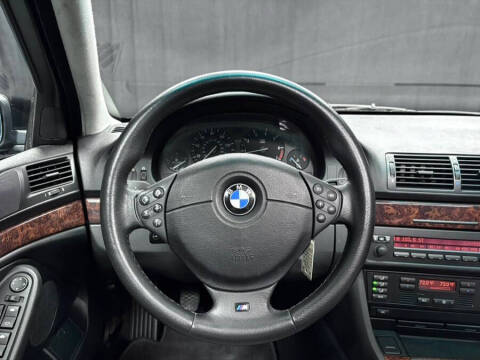 2000 BMW 5 Series 528i