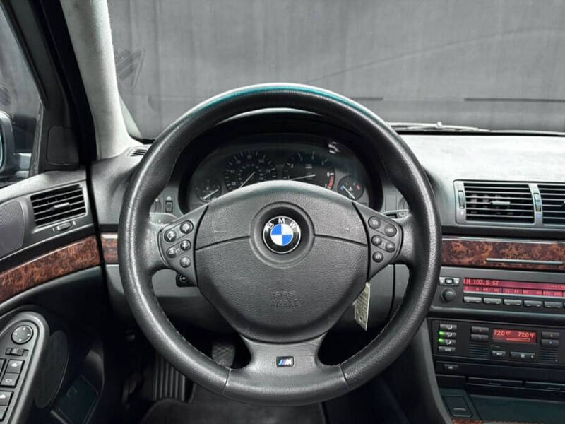 2000 BMW 5 Series 528i