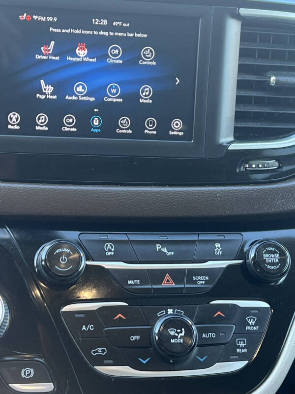 2020 Chrysler Pacifica Touring L