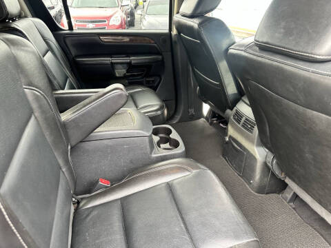 2011 Nissan Armada Platinum