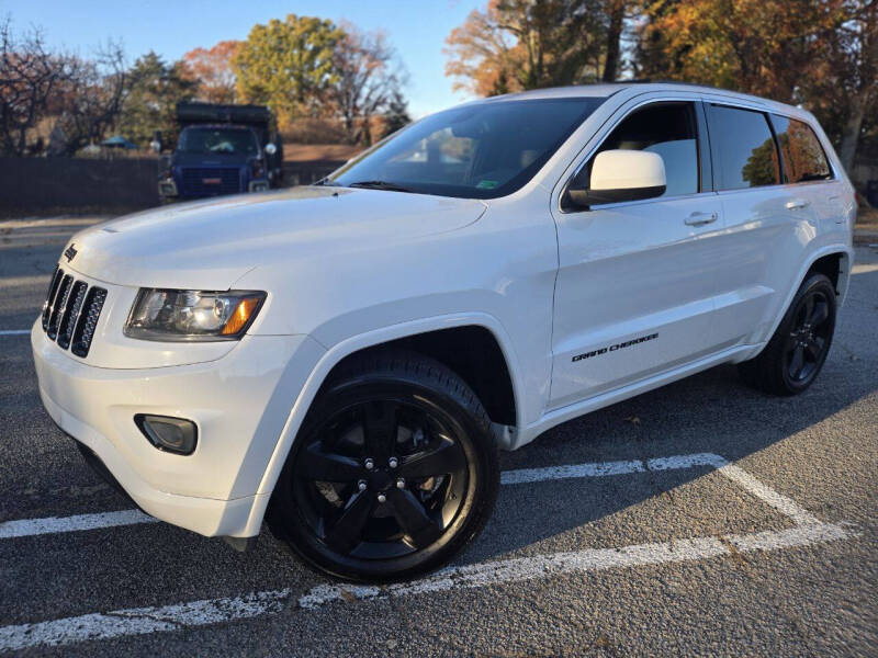 2015 Jeep Grand Cherokee Altitude's photo
