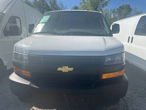 2022 Chevrolet Express 2500