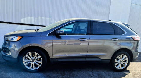2022 Ford Edge Titanium