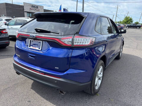 2015 Ford Edge SE