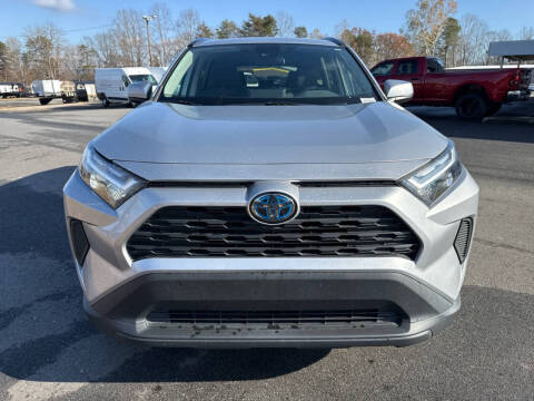 2024 Toyota RAV4 Hybrid XLE