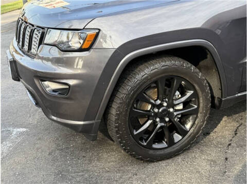 2018 Jeep Grand Cherokee Altitude