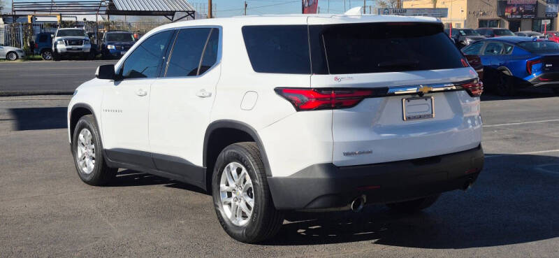 2023 Chevrolet Traverse LS
