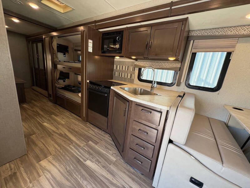 2019 Ford Motorhome Chassis