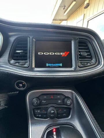 2015 Dodge Challenger SXT Plus