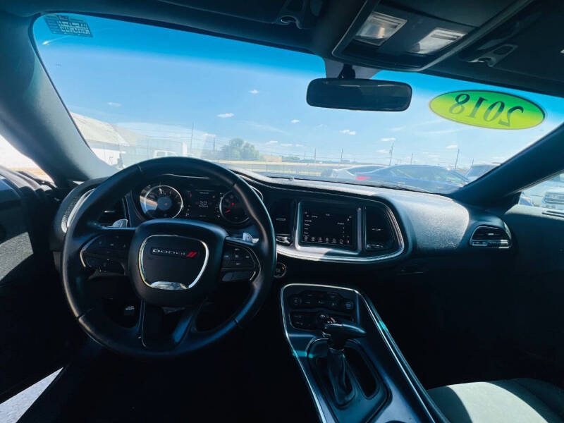 2018 Dodge Challenger SXT