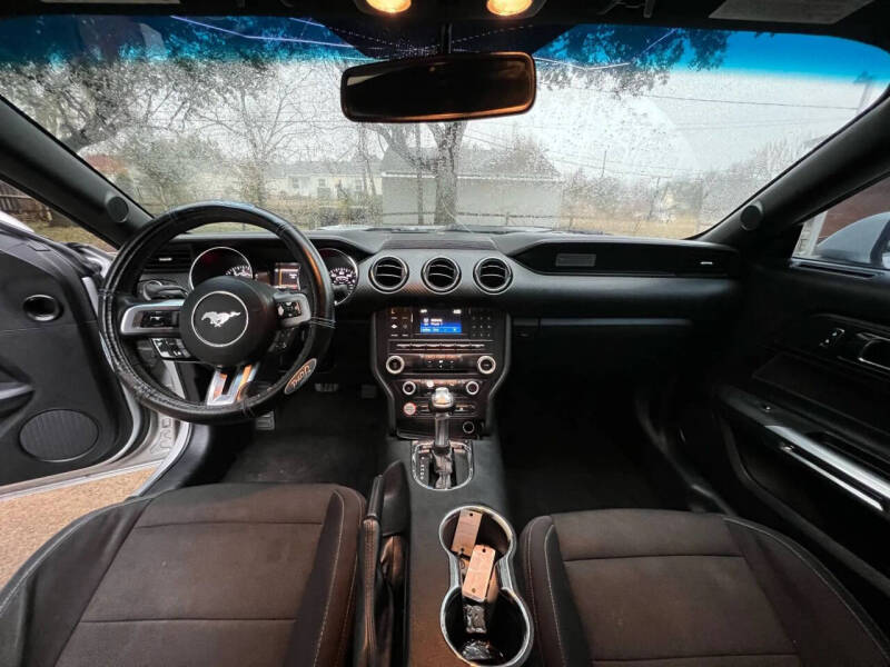 2015 Ford Mustang V6