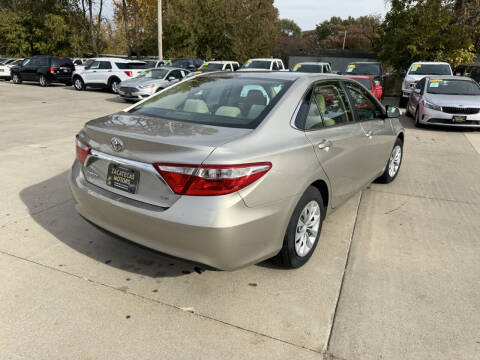 2017 Toyota Camry LE