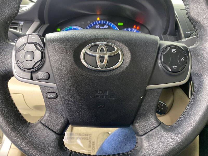 2014 Toyota Camry Hybrid XLE