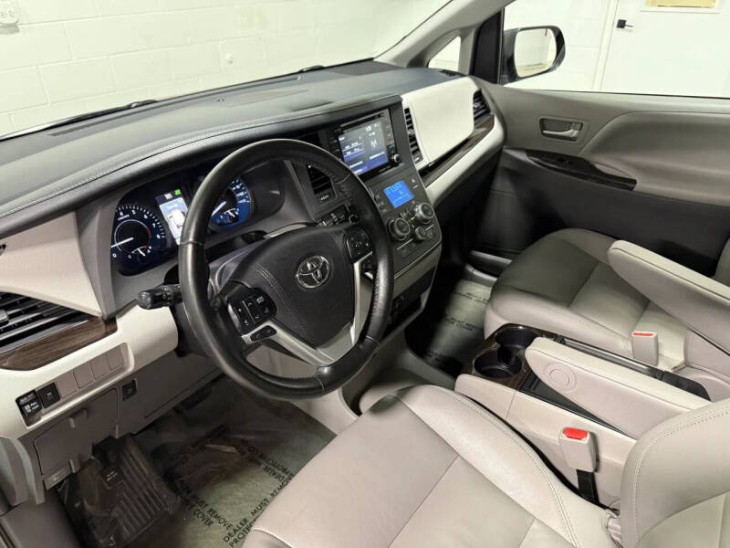 2018 Toyota Sienna