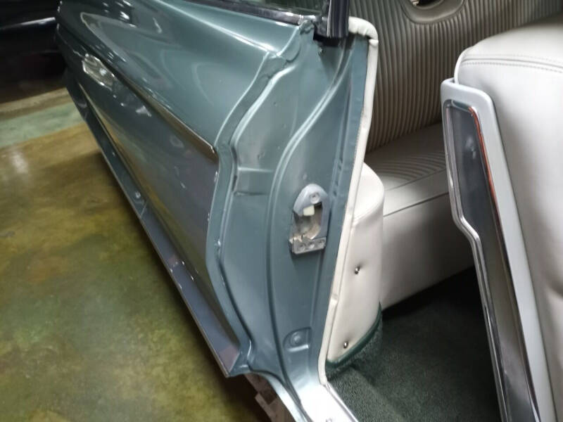 1961 Cadillac Eldorado Biarritz