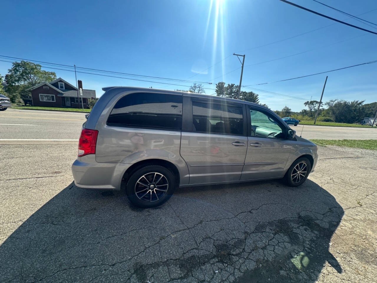 2014 Dodge Grand Caravan for sale at 2k Auto in Jeannette, PA