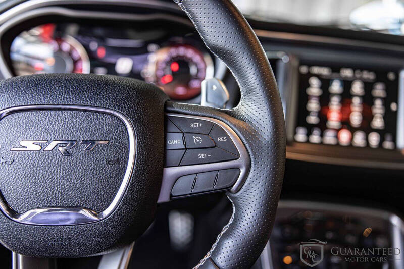 2015 Dodge Challenger SRT Hellcat