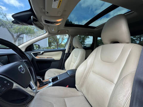 2017 Volvo XC60 T5 Inscription