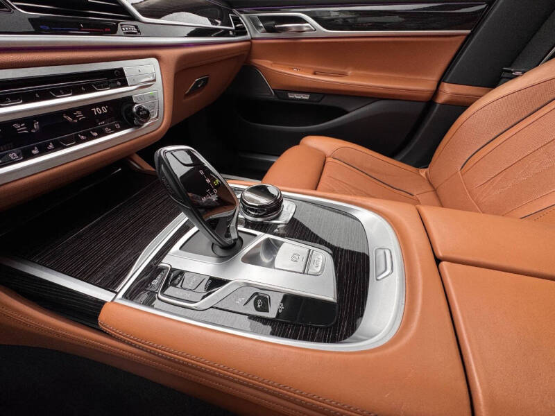 2018 BMW 7 Series 740i xDrive