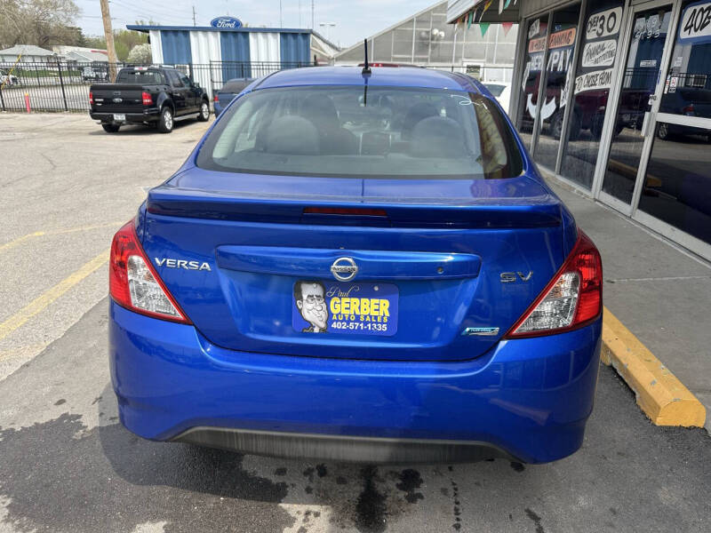 2016 Nissan Versa 1.6 SV